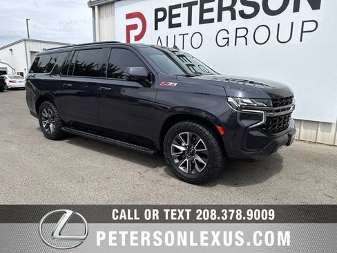Used 2022 Chevrolet Suburban Z71 w/ Z71 Off-Road Package AWD/4WD image 2