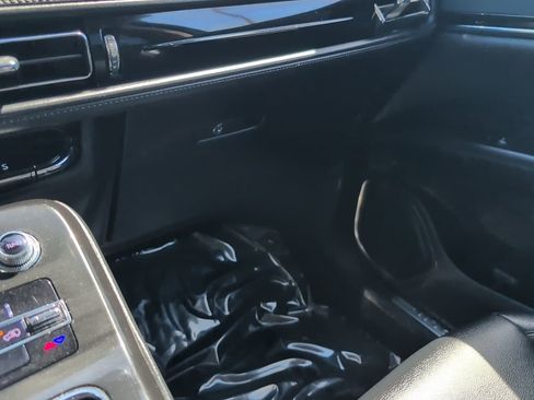 Used 2022 Lincoln Nautilus FWD w/ Premium Package image 22