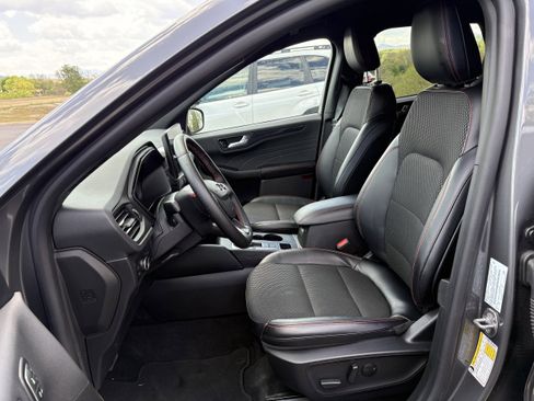 Used 2024 Ford Escape ST-Line Elite AWD/4WD image 25