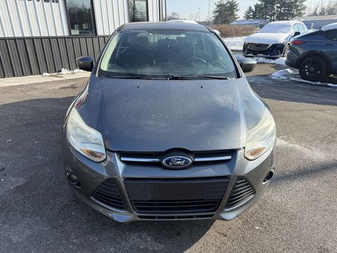 Used 2012 Ford Focus SE image 2