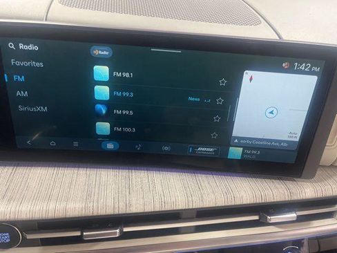 New 2025 Hyundai Santa Fe Calligraphy FWD image 19