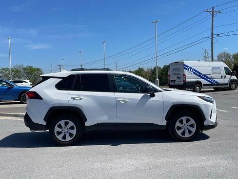 Used 2025 Toyota RAV4 LE AWD/4WD image 8