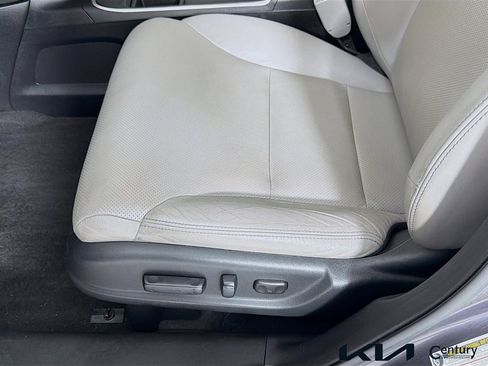 Used 2015 Honda CR-V EX-L image 18