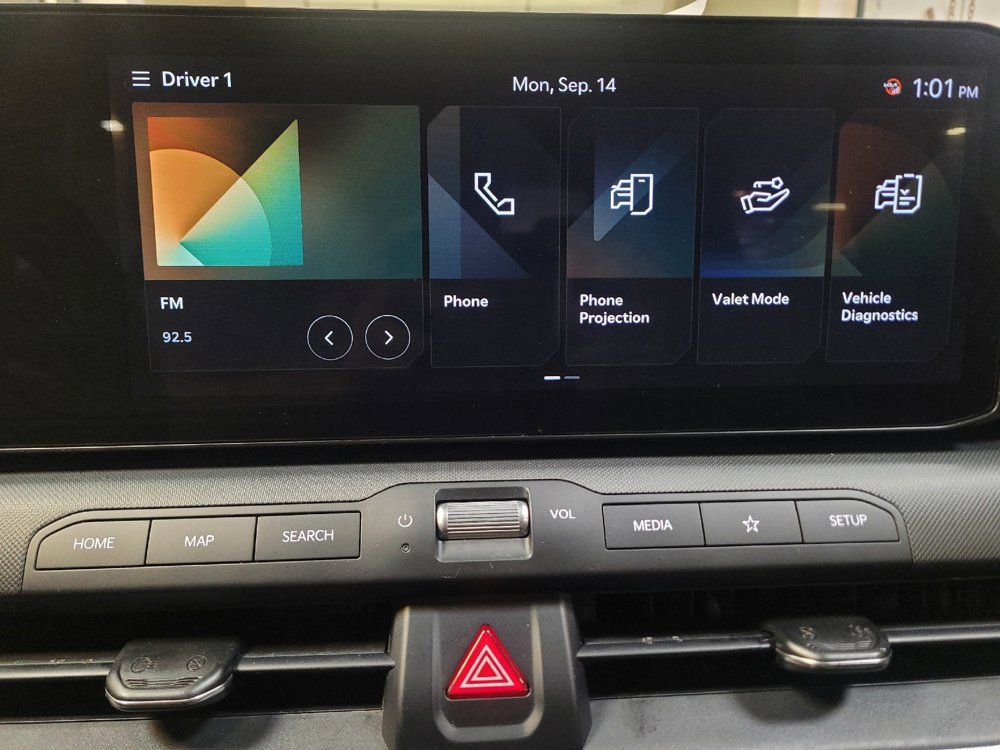 Used 2025 Kia K4 FWD image 25