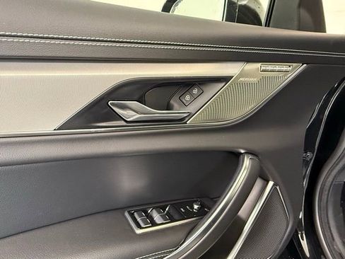 Certified 2024 Jaguar XF R-Dynamic SE image 11