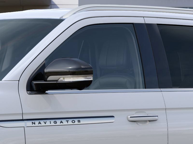 New 2027 Lincoln Navigator Premiere RWD image 20