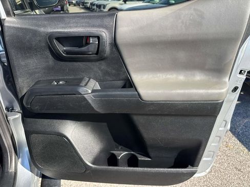 Used 2022 Toyota Tacoma 2WD Double Cab image 15