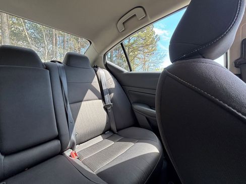 Used 2025 Nissan Altima 2.5 SV image 38