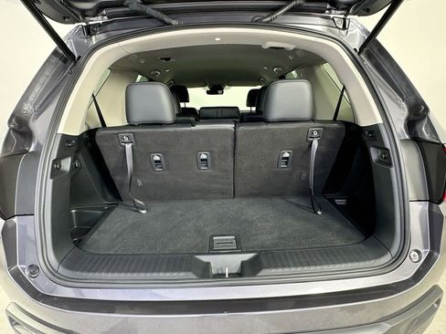 Used 2025 Honda Pilot EX-L image 33