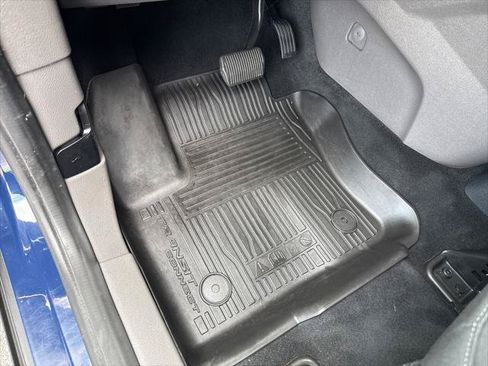 Used 2019 Ford Transit Connect XLT FWD image 15