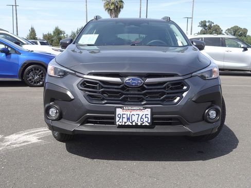 Certified 2024 Subaru Crosstrek 2.0i Premium image 3