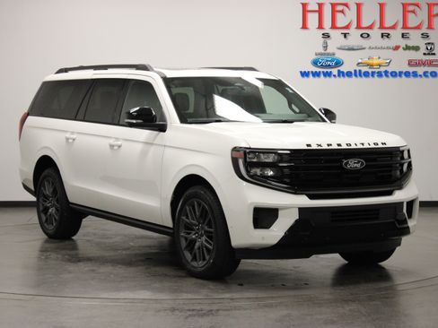 Used 2025 Ford Expedition Max Platinum w/ Stealth Performance Package AWD/4WD image 1