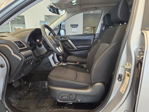 Used 2018 Subaru Forester 2.5i Premium image 12