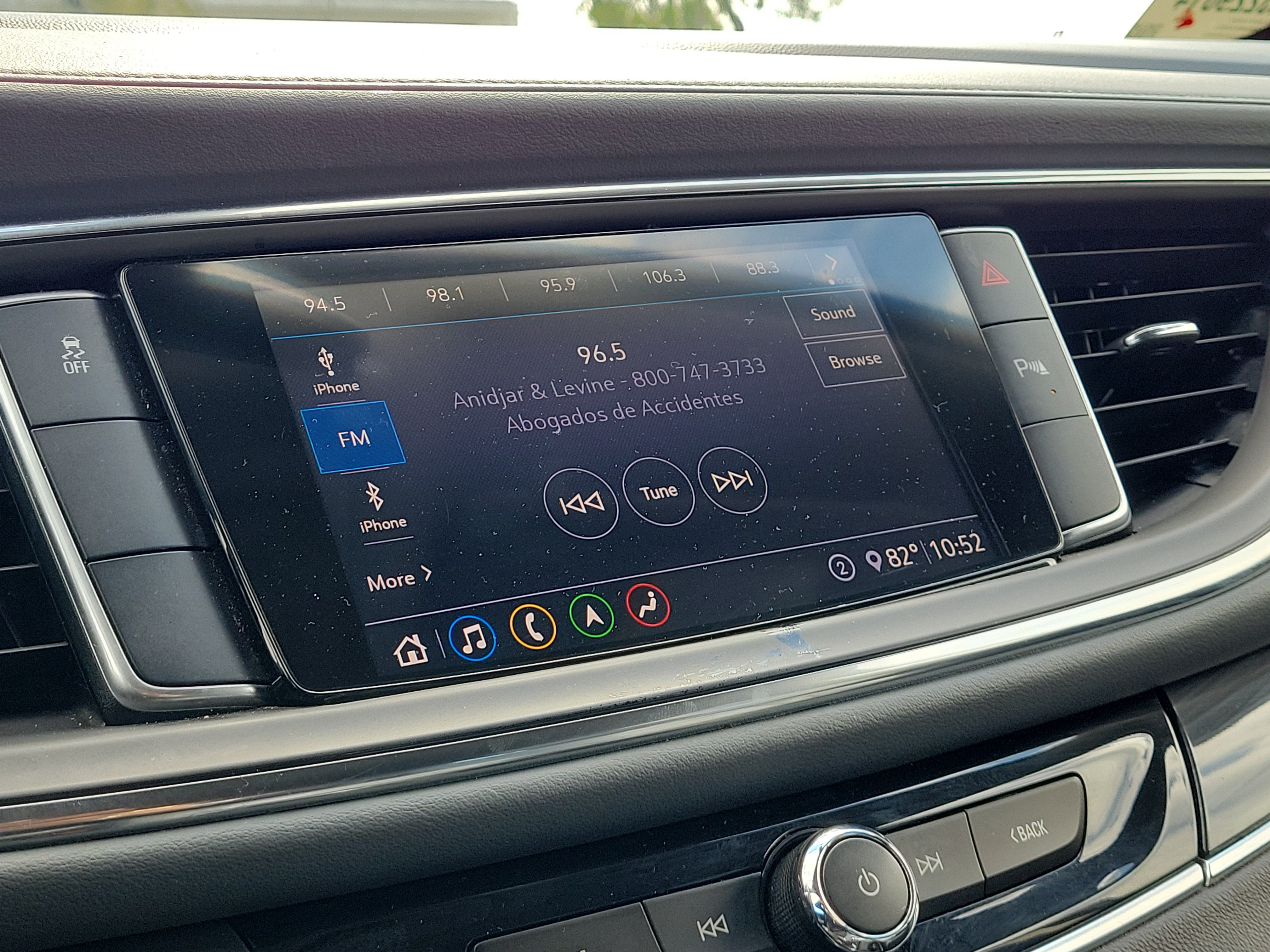 Used 2021 Buick Enclave Essence w/ Sound and Sites Package FWD image 27