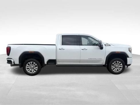 Used 2023 GMC Sierra 2500 Denali w/ Denali Ultimate Package AWD/4WD image 9