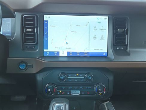 Used 2024 Ford Bronco Outer Banks image 22