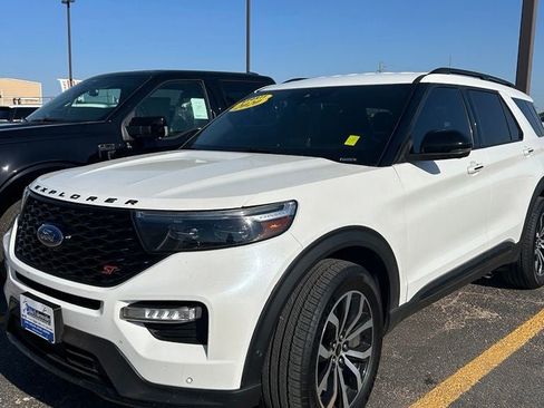 Used 2020 Ford Explorer ST w/ Premium Technology Package AWD/4WD image 2