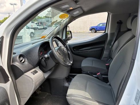 Used 2021 Nissan NV200 S image 16