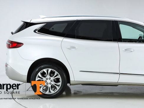 Used 2018 Buick Enclave Avenir w/ Avenir Technology Package AWD/4WD image 51