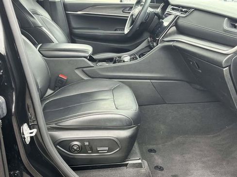 Used 2021 Jeep Grand Cherokee L Limited image 25