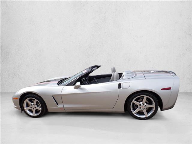 Used 2005 Chevrolet Corvette Convertible w/ Preferred Equipment Group RWD image 2