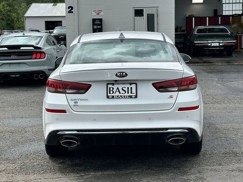 Used 2019 Kia Optima S FWD image 12