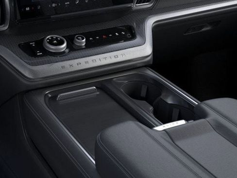 New 2026 Ford Expedition Platinum image 43