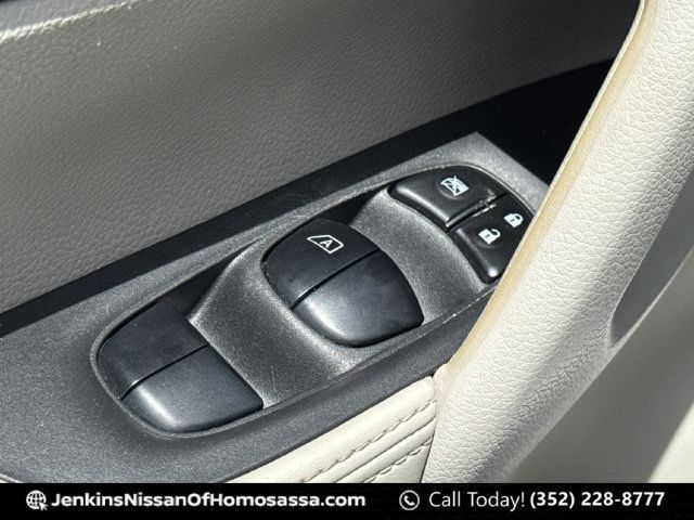 Certified 2021 Nissan Rogue Sport SL w/ Premium Package FWD image 29