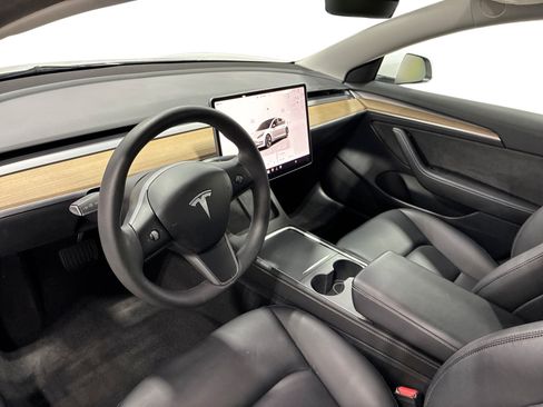 Certified 2023 Tesla Model 3 Standard Range RWD image 9
