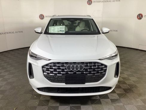 New 2025 Audi Q5 Premium Plus image 2