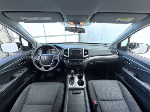 Used 2018 Honda Ridgeline Sport image 21