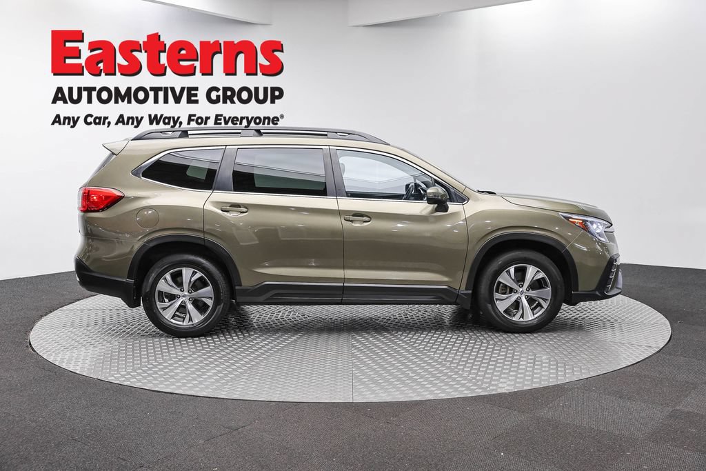 Used 2023 Subaru Ascent Premium w/ Convenience Package AWD/4WD image 5