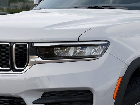 New 2026 Jeep Grand Cherokee Laredo X AWD/4WD image 11