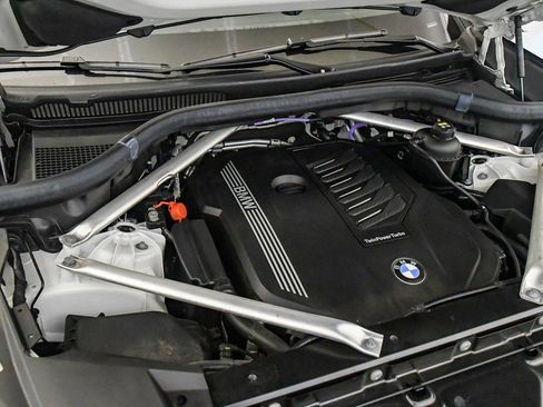 Certified 2022 BMW X5 xDrive40i w/ Parking Assistance Package image 23