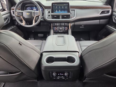 Used 2024 Chevrolet Tahoe High Country AWD/4WD image 14