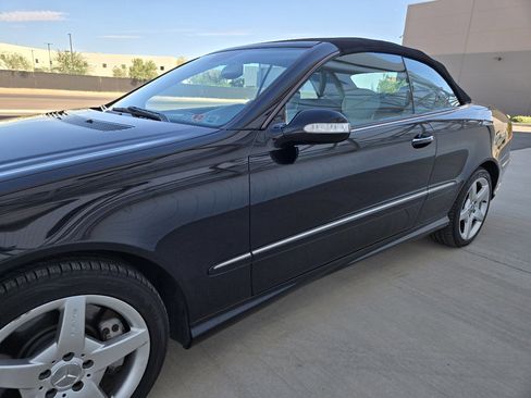 Used 2005 Mercedes-Benz CLK 500 Cabriolet image 21