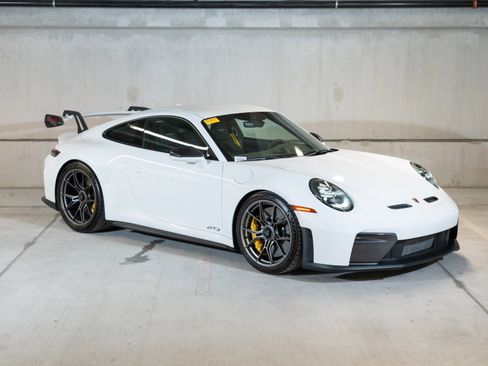 Certified 2026 Porsche 911 GT3 RWD image 7