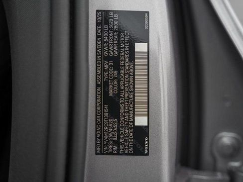 New 2026 Volvo XC60 B5 Plus w/ Protection Package Premier image 37