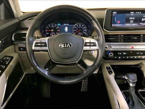 Used 2021 Kia Telluride SX w/ SX Prestige Package image 5