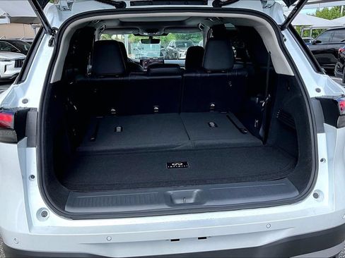 New 2027 INFINITI QX60 Luxe FWD image 33
