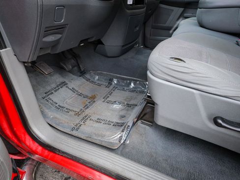 Used 2007 Dodge Ram 1500 Truck SLT image 14