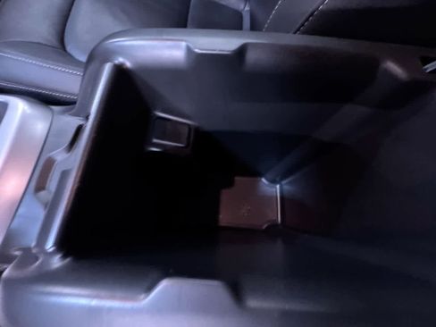 Used 2020 Chevrolet Colorado ZR2 image 30