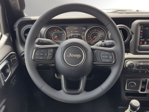 Used 2023 Jeep Wrangler Unlimited Sport AWD/4WD image 20