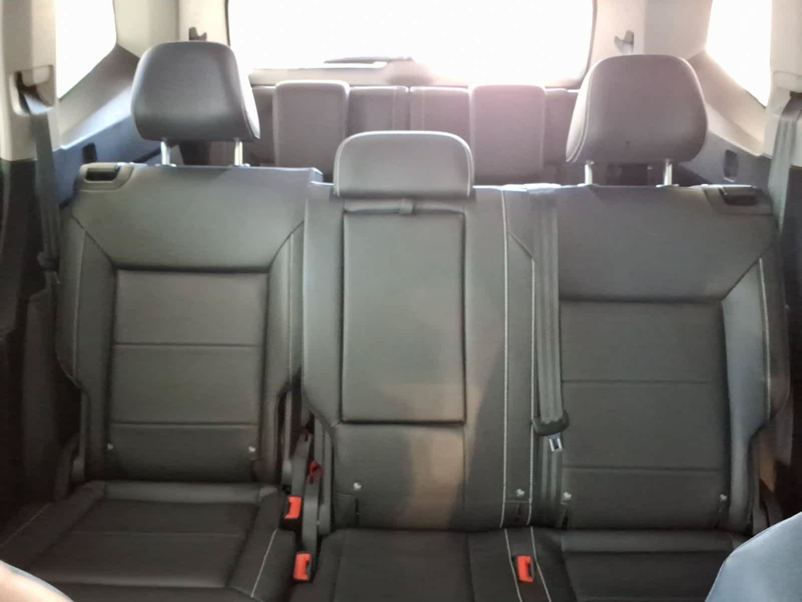 Used 2023 Volkswagen Atlas SEL AWD/4WD image 30