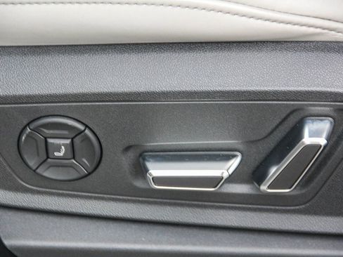 Certified 2024 Audi Q8 e-tron Prestige w/ Prestige Package image 21