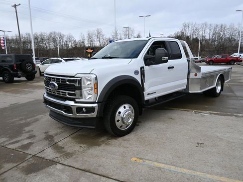 Used 2024 Ford F550 2WD SuperCab Super Duty w/ XLT Value Package image 8