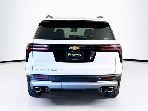 Used 2025 Chevrolet Traverse LT AWD/4WD image 7