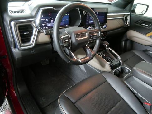Used 2023 GMC Canyon Denali AWD/4WD image 14