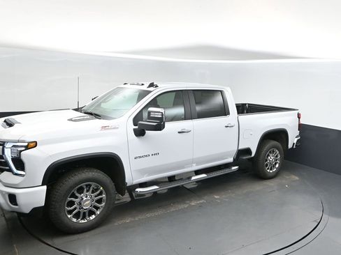 New 2026 Chevrolet Silverado 2500 LT w/ Z71 Chrome Sport Edition image 33