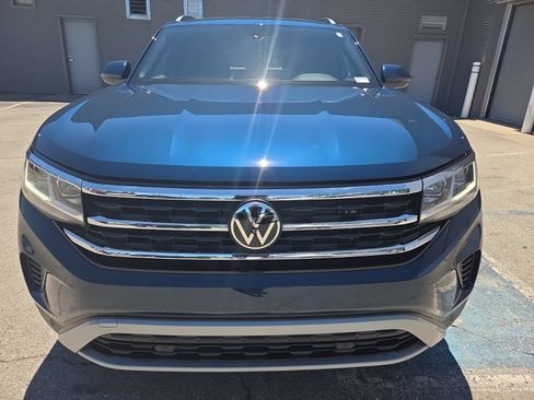 Certified 2023 Volkswagen Atlas Cross Sport SE w/ Black Wheel Package AWD/4WD image 5